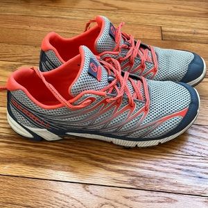 Merrell Vibram sneakers, women’s 9